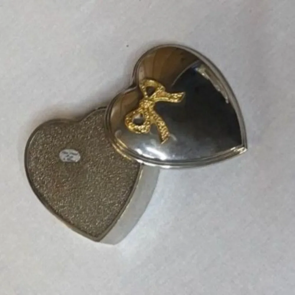 N/A heart shaped